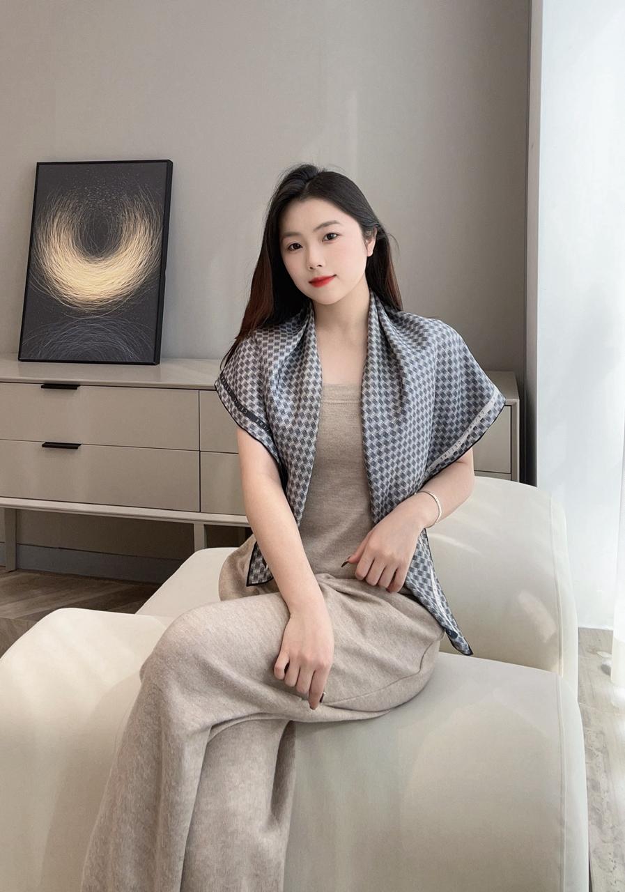 셀린느 스카프