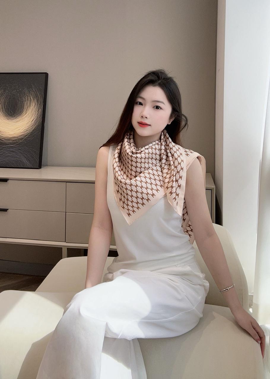 셀린느 스카프