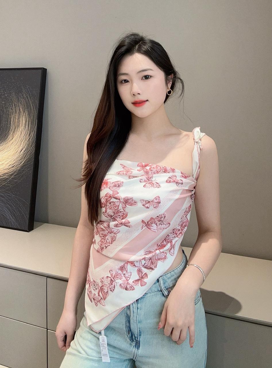 디올 스카프