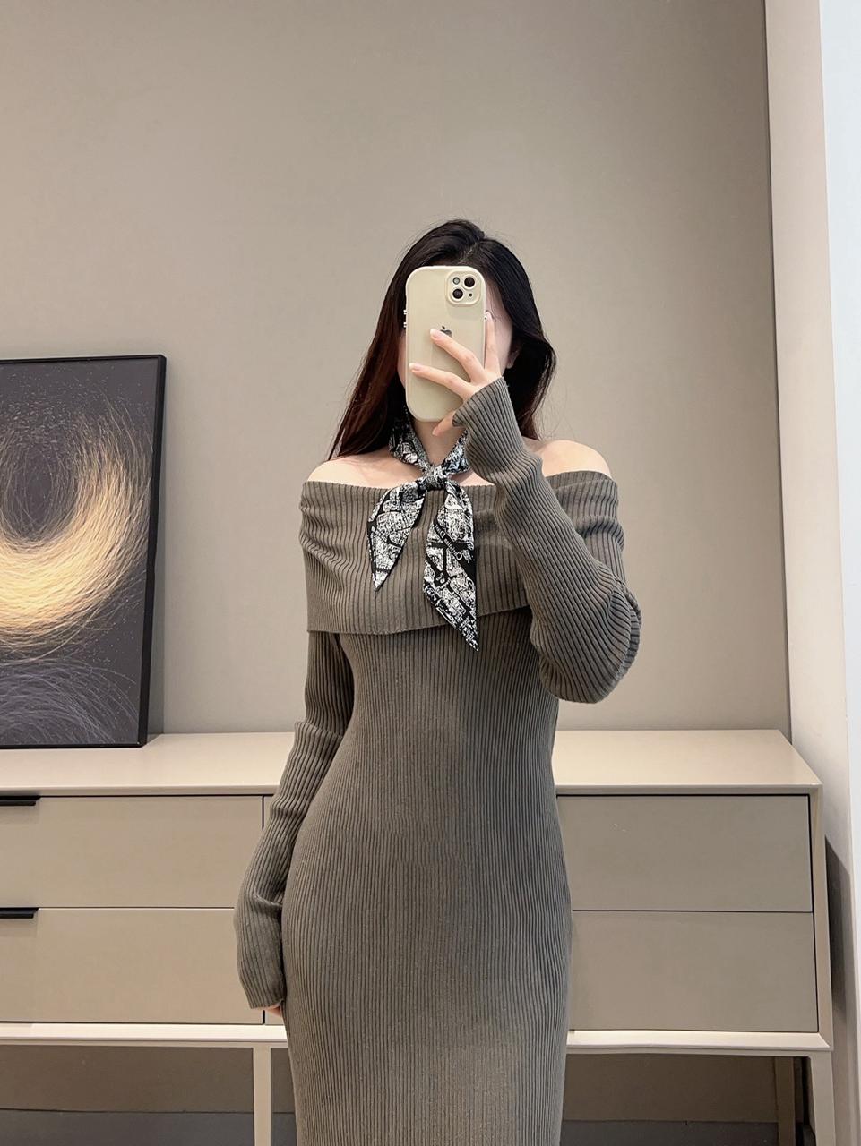 디올 스카프