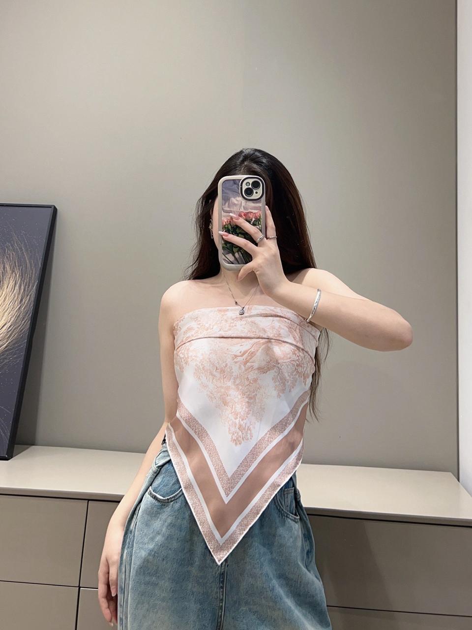 디올 스카프