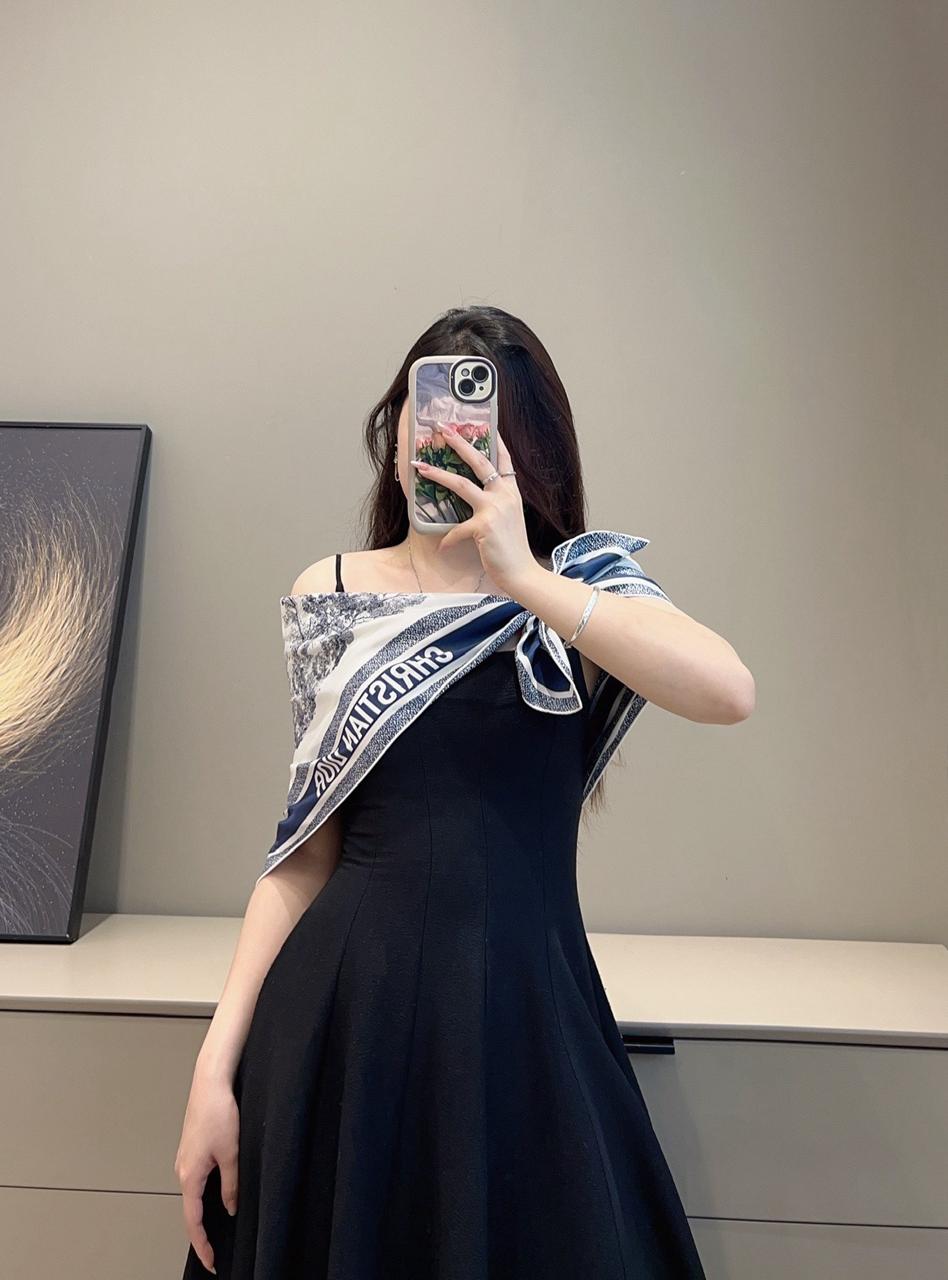 디올 스카프
