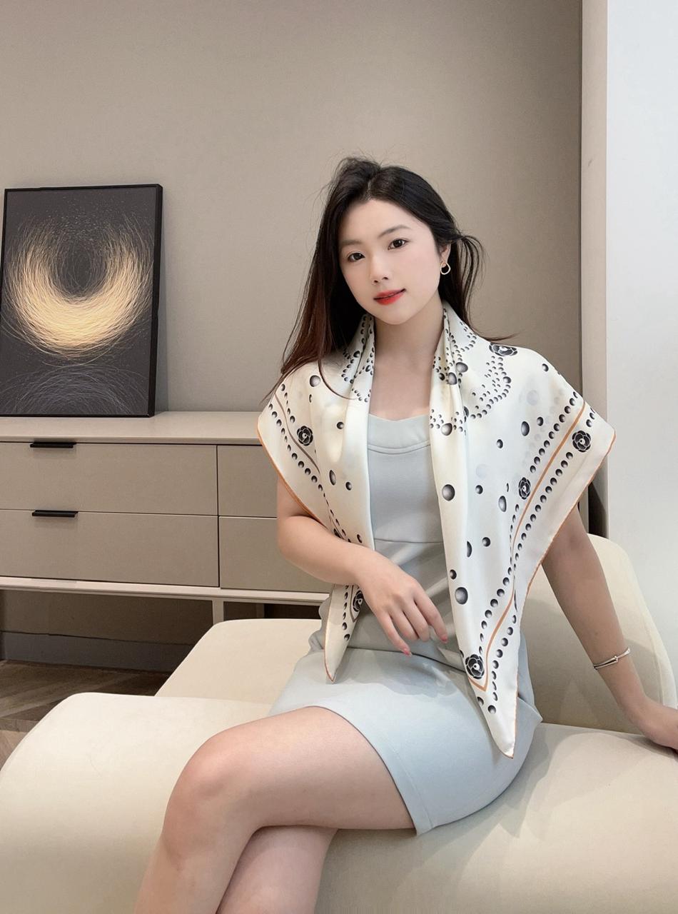 샤넬 스카프