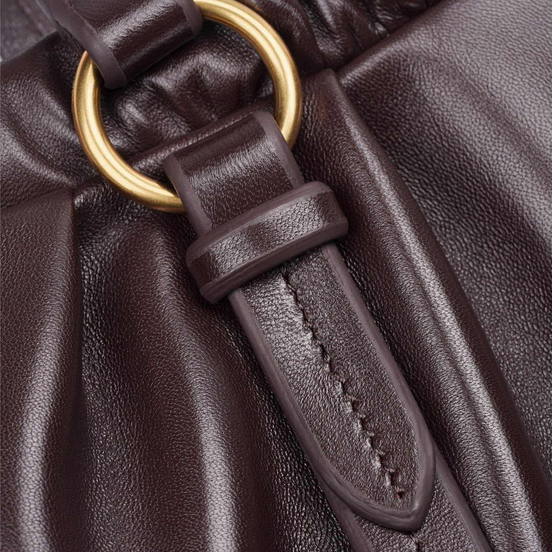 미우미우 조이 나파 숄더백 스몰