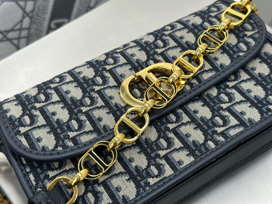 디올 30몽테인 에비뉴