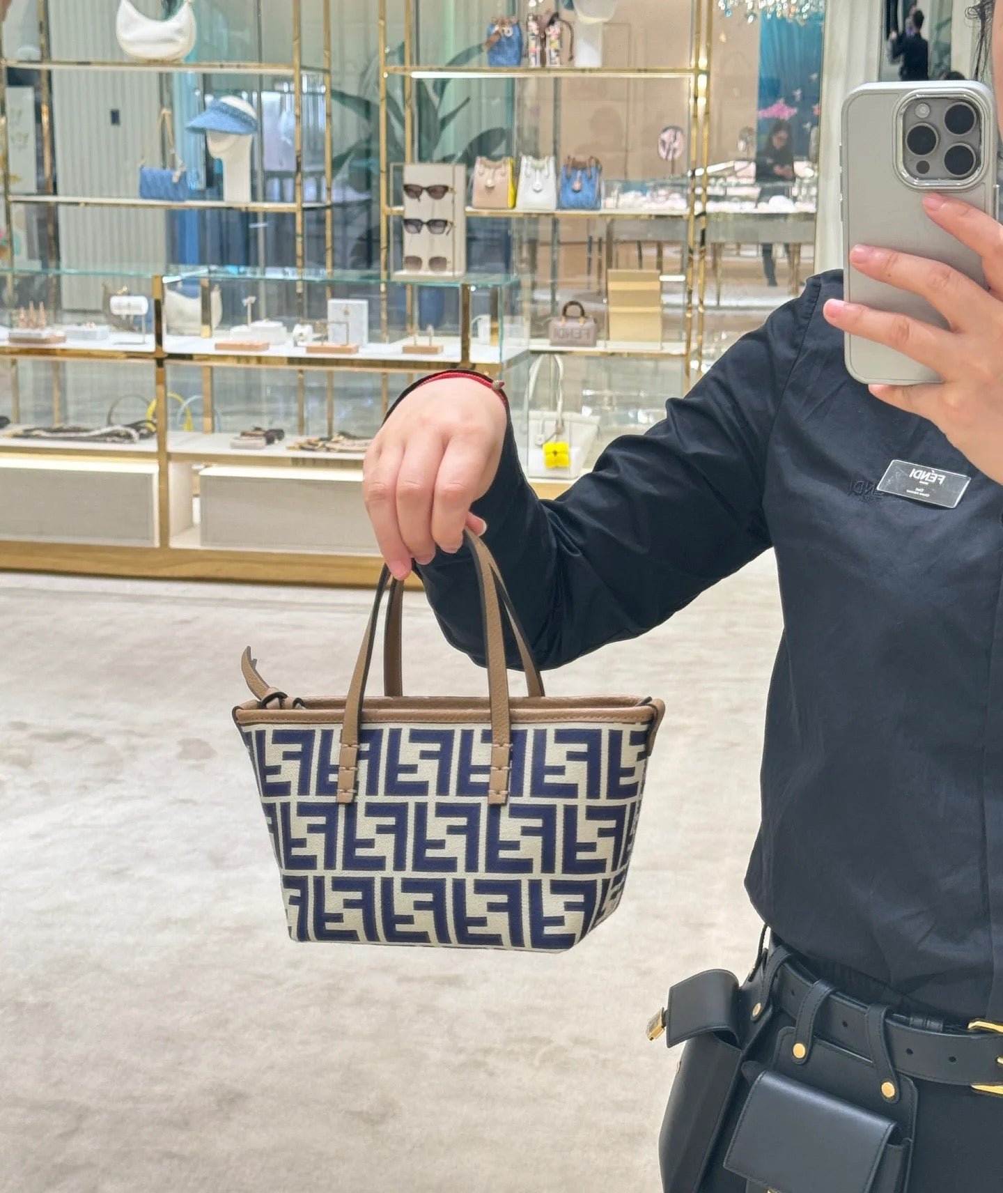 펜디 롤 FF 자카드 미니