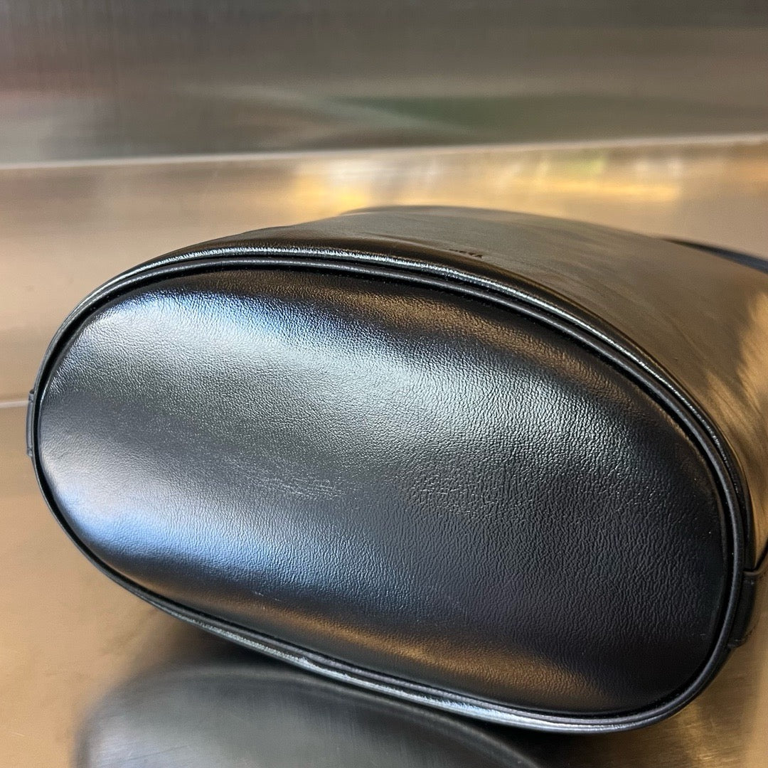 보테가 베네타 KNOT 호보백 미디움