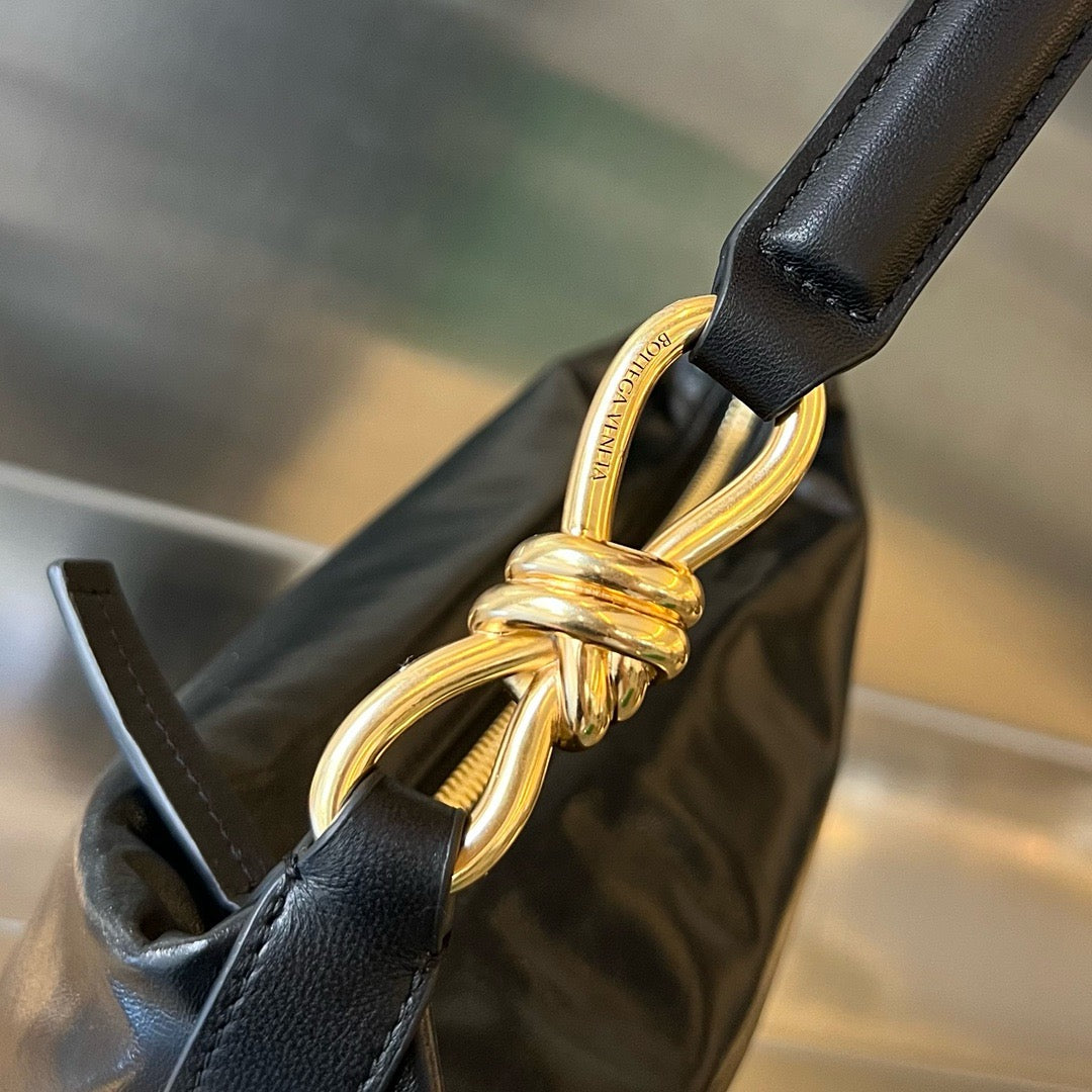 보테가 베네타 KNOT 호보백 미디움
