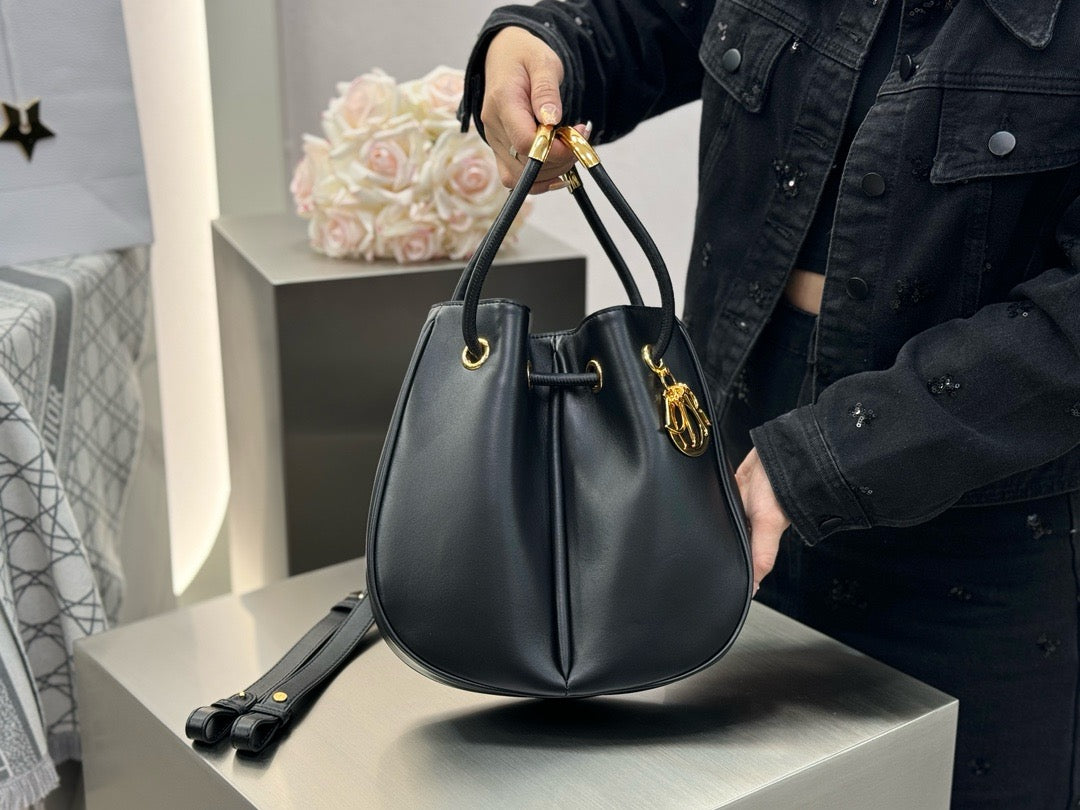 디올 레더 노리타 숄더백 미디움