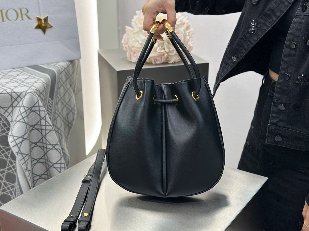 디올 레더 노리타 숄더백 미디움