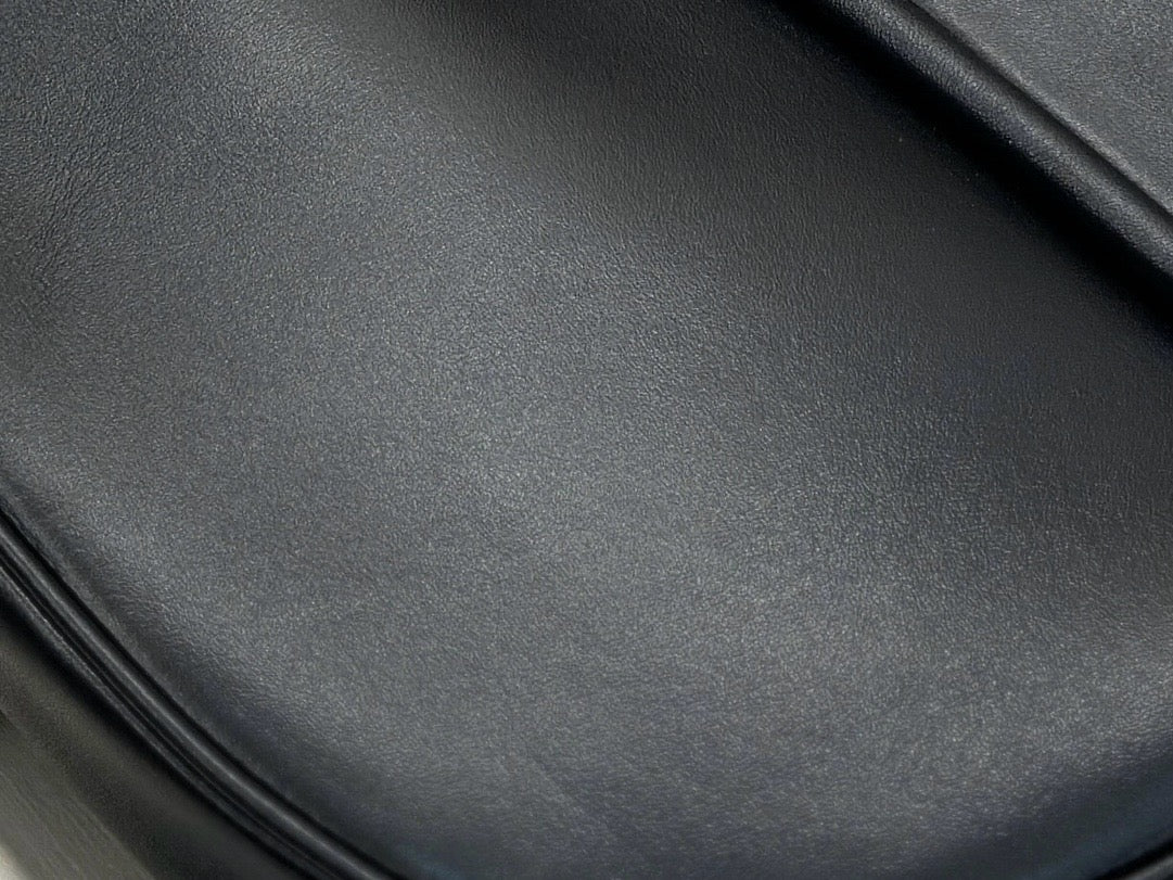 디올 레더 노리타 숄더백 미디움