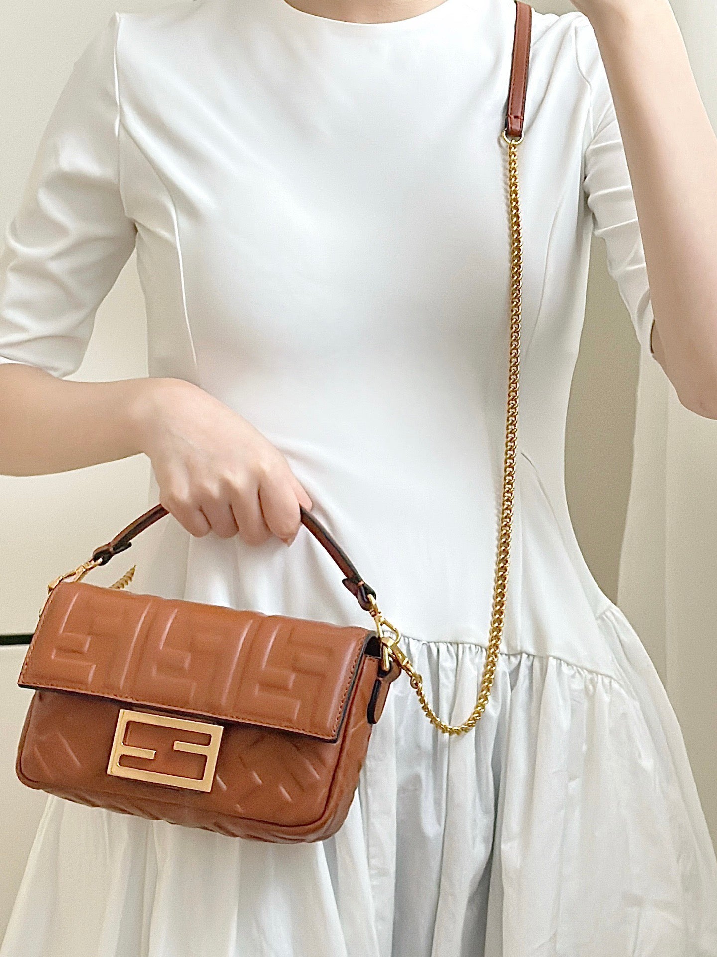 펜디 바게트 백 나파 미니