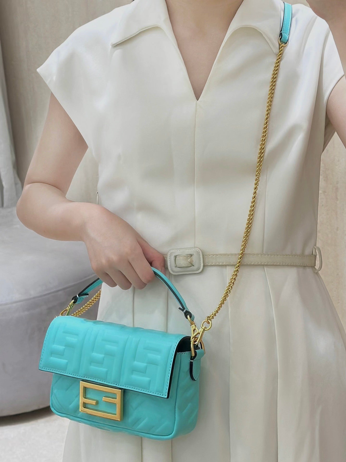 펜디 바게트 백 나파 미니