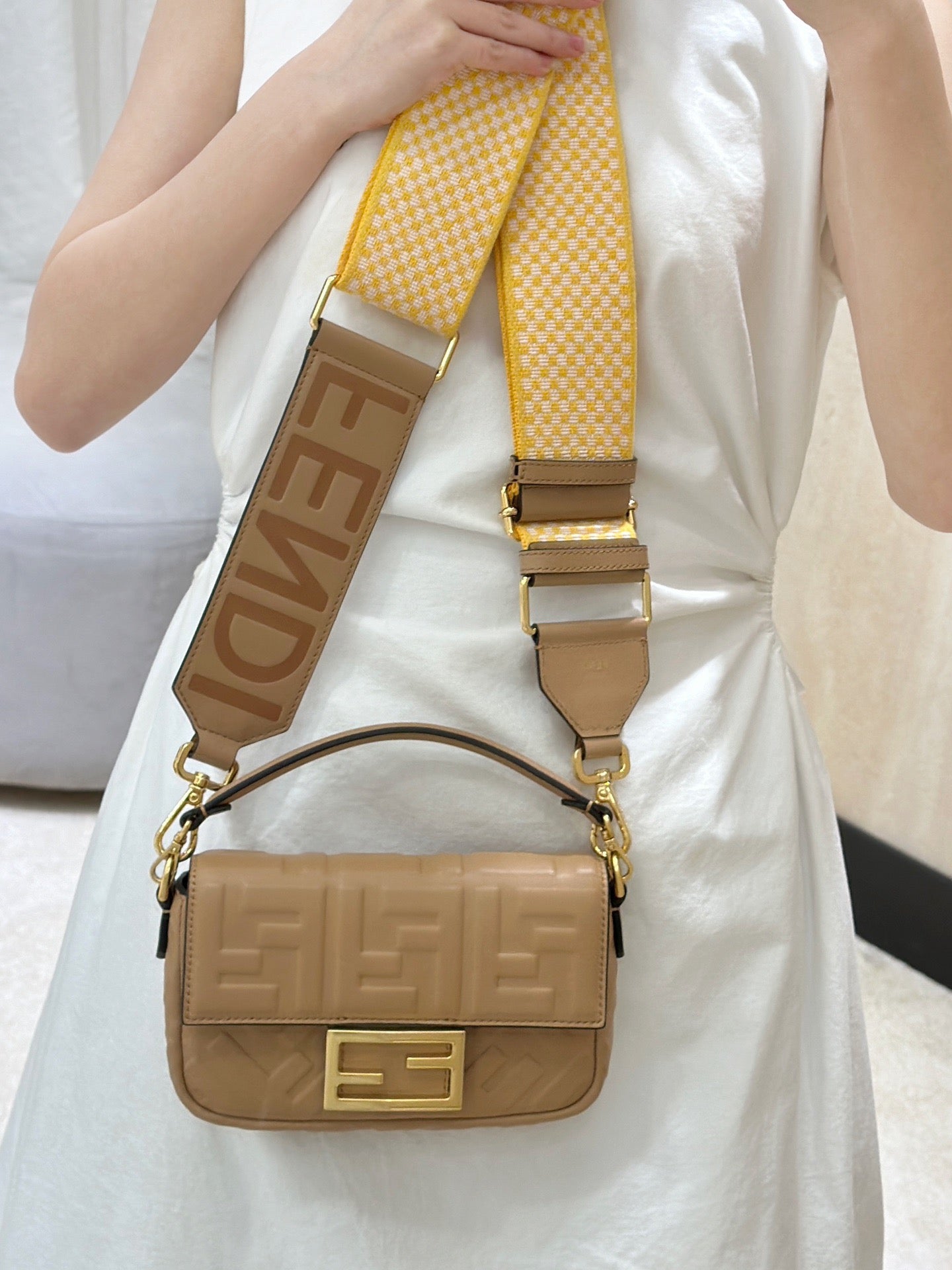 펜디 바게트 백 나파 미니