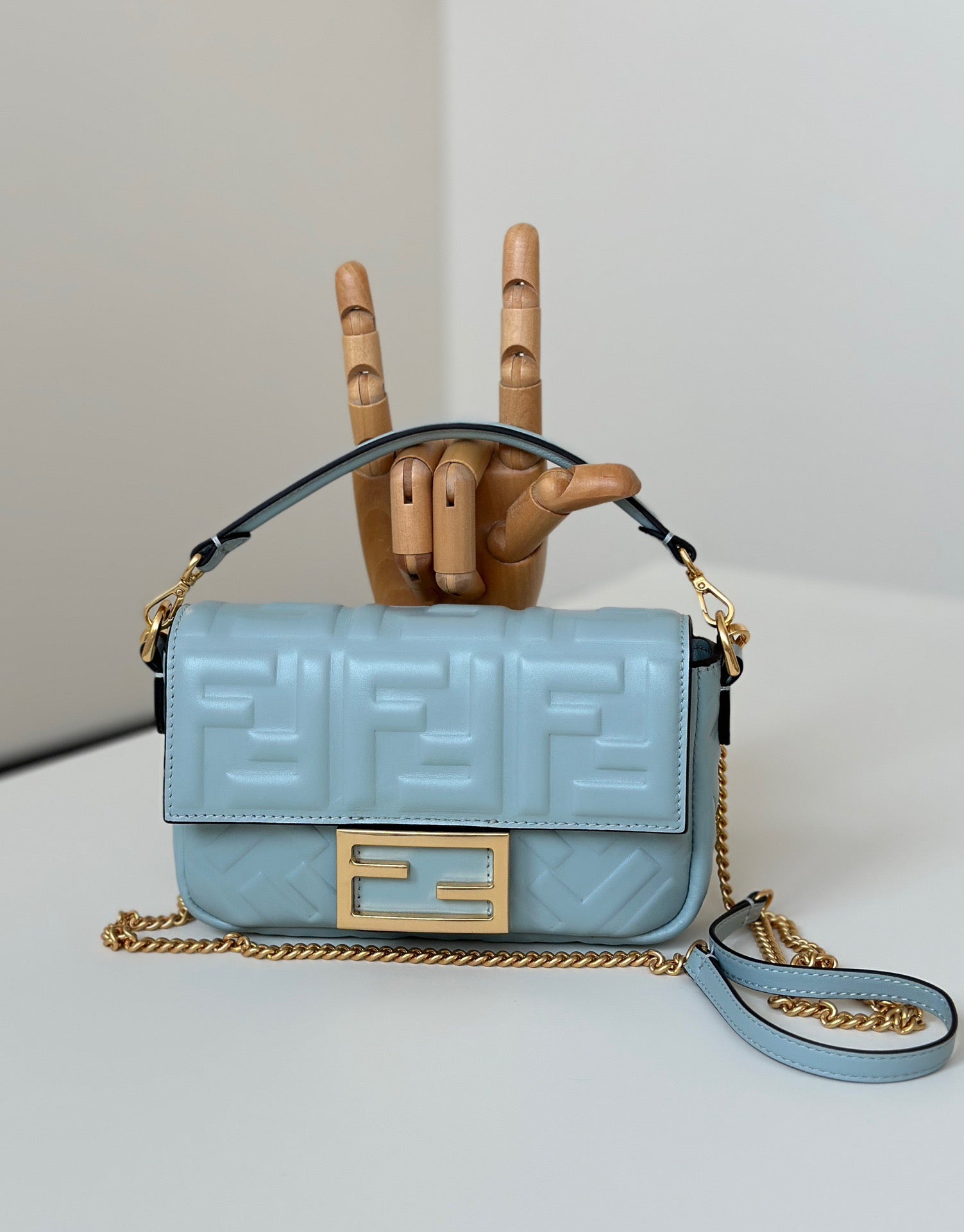 펜디 바게트 백 나파 미니