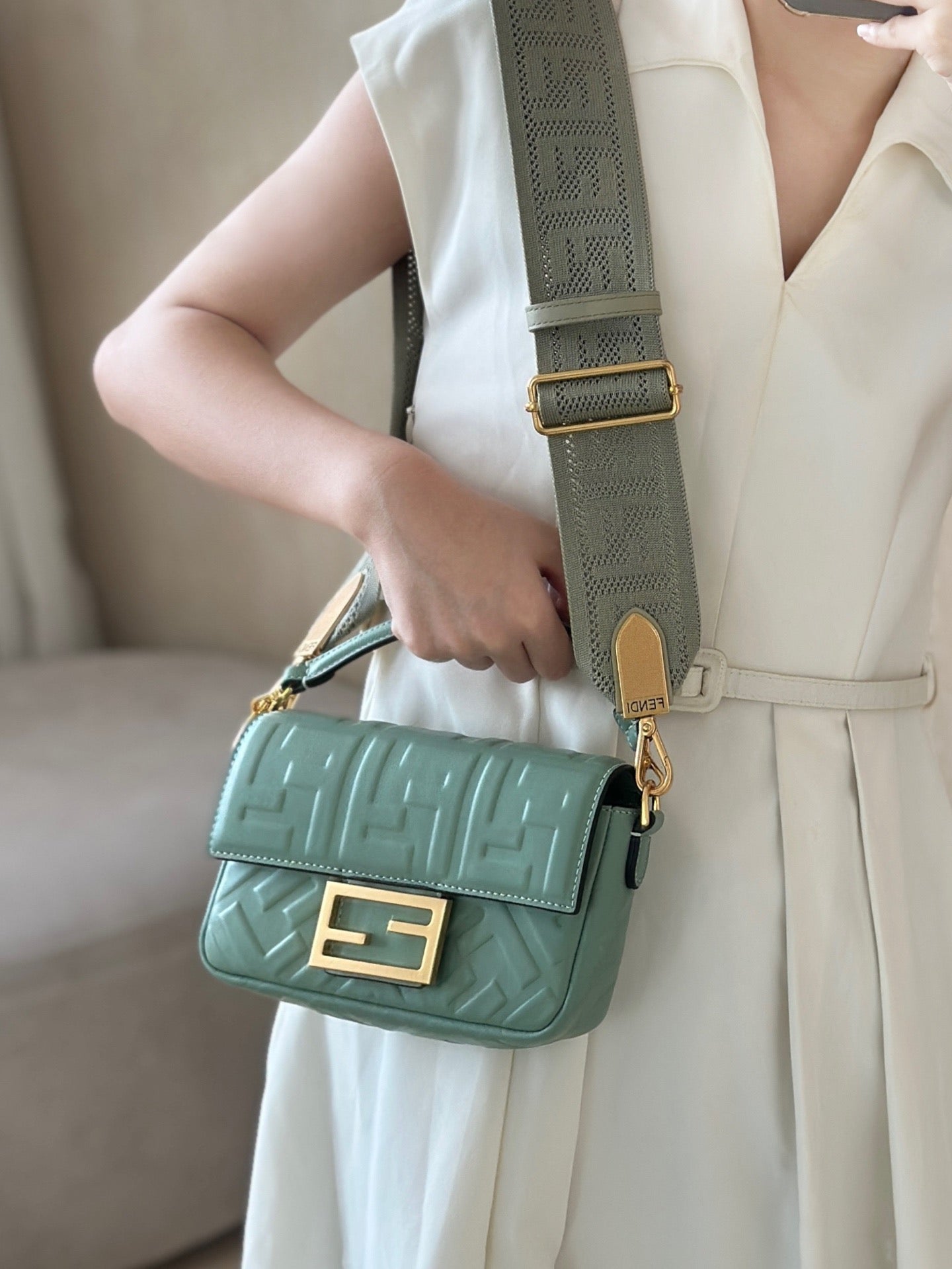 펜디 바게트 백 나파 미니