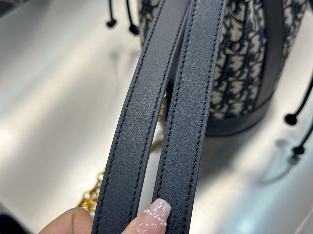 디올 오블리크 자카드 백팩 스몰