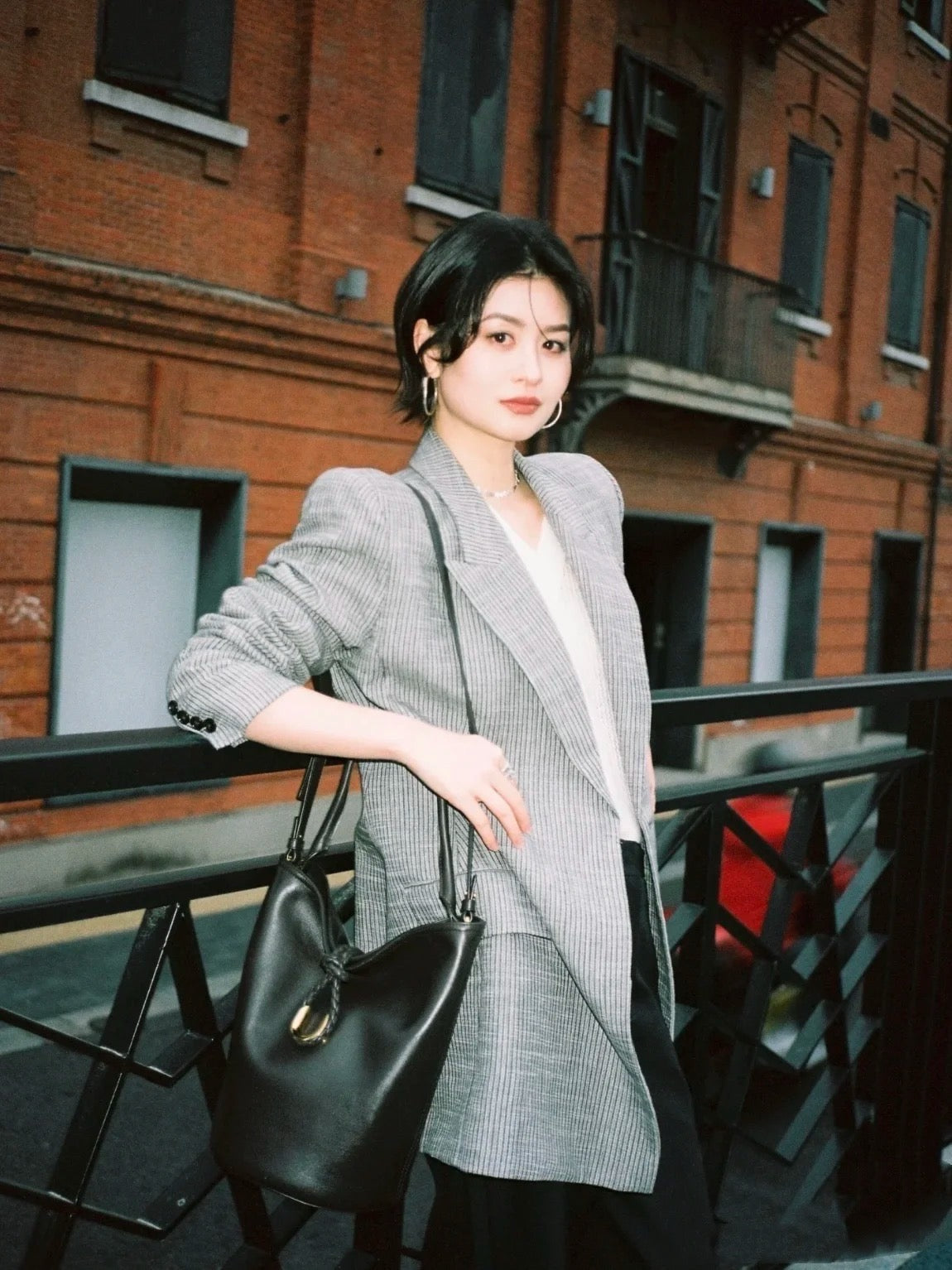 보테가 베네타 리베르타 버킷백