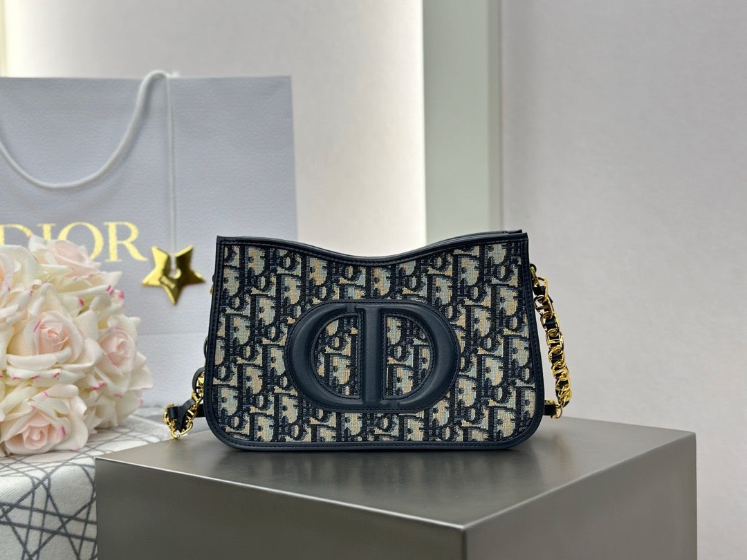 디올 시그니처 미니 호보백