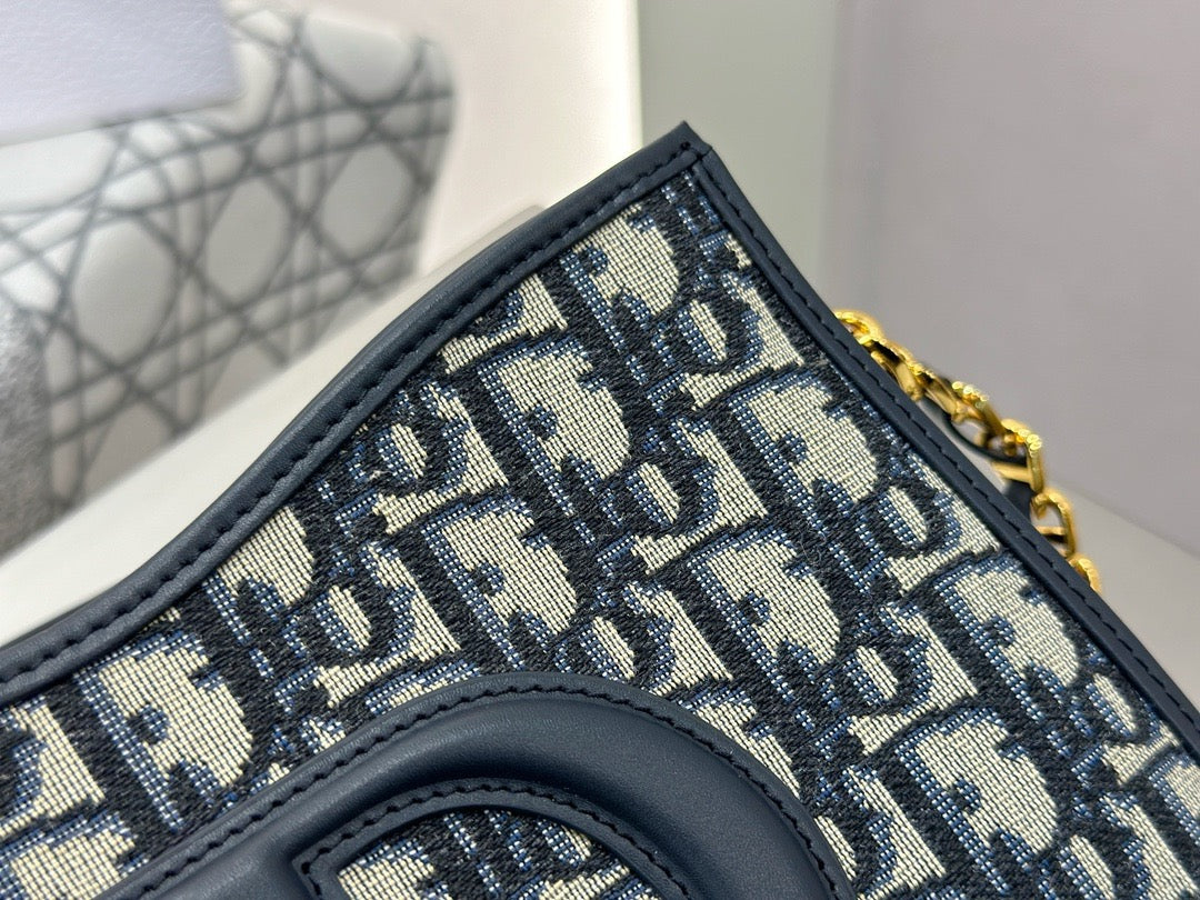 디올 시그니처 미니 호보백