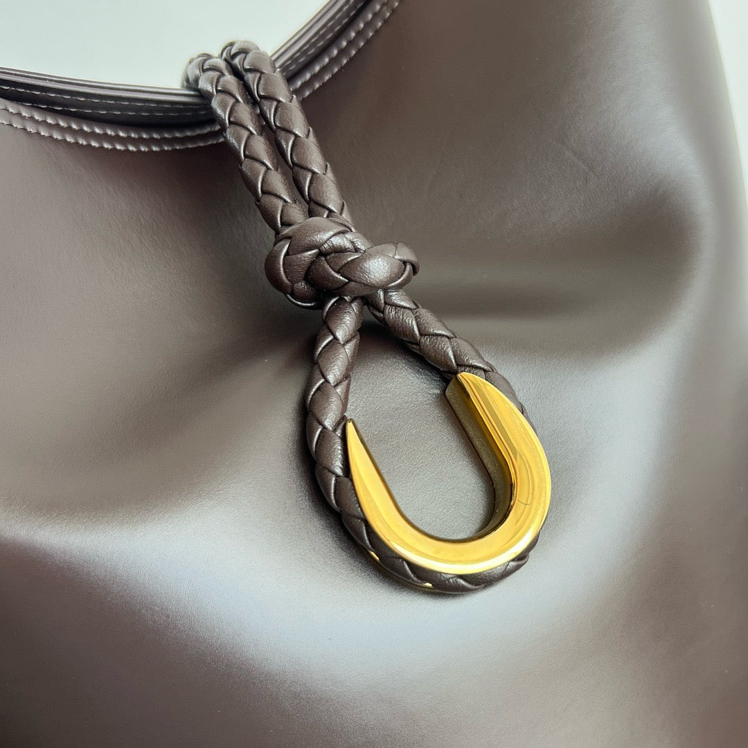 보테가 베네타 리베르타 버킷백