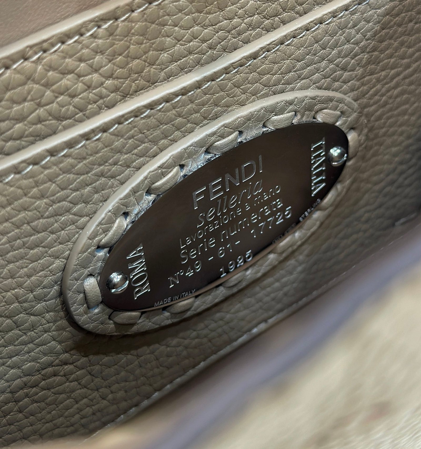 펜디 피카부 I See U 로마노 쁘띠