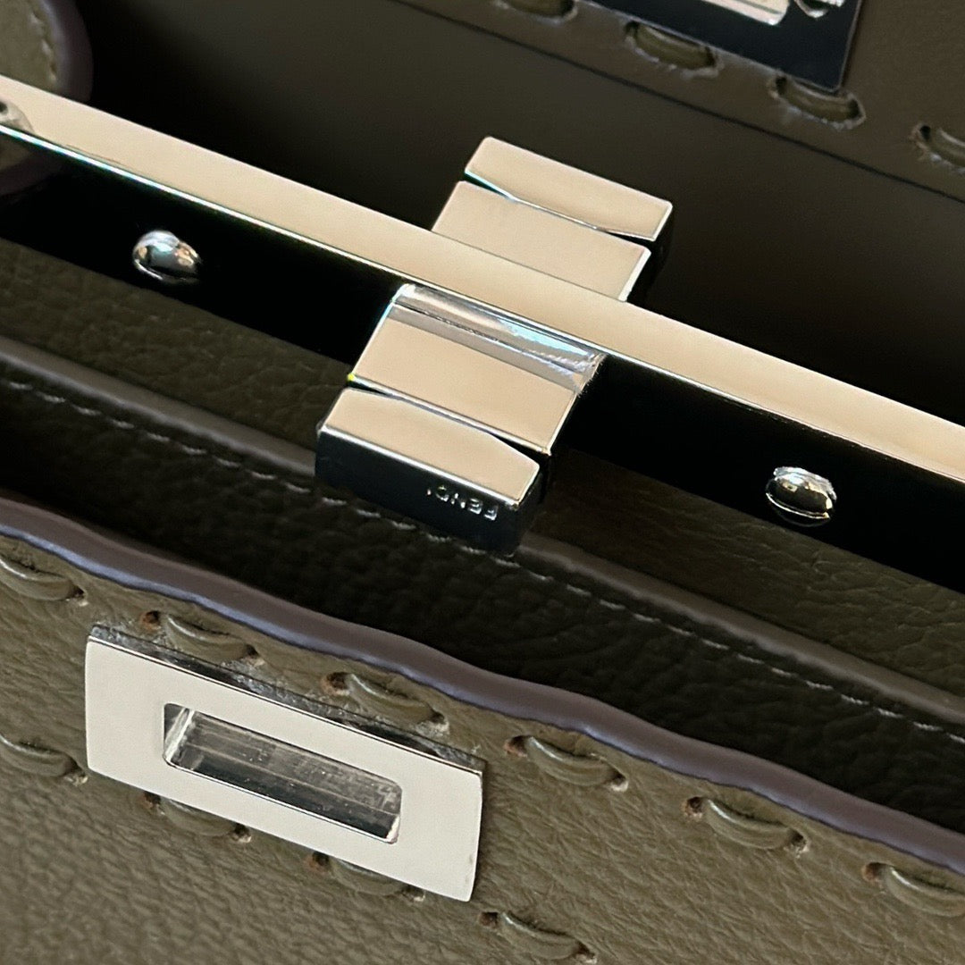 펜디 피카부 I See U 로마노 쁘띠