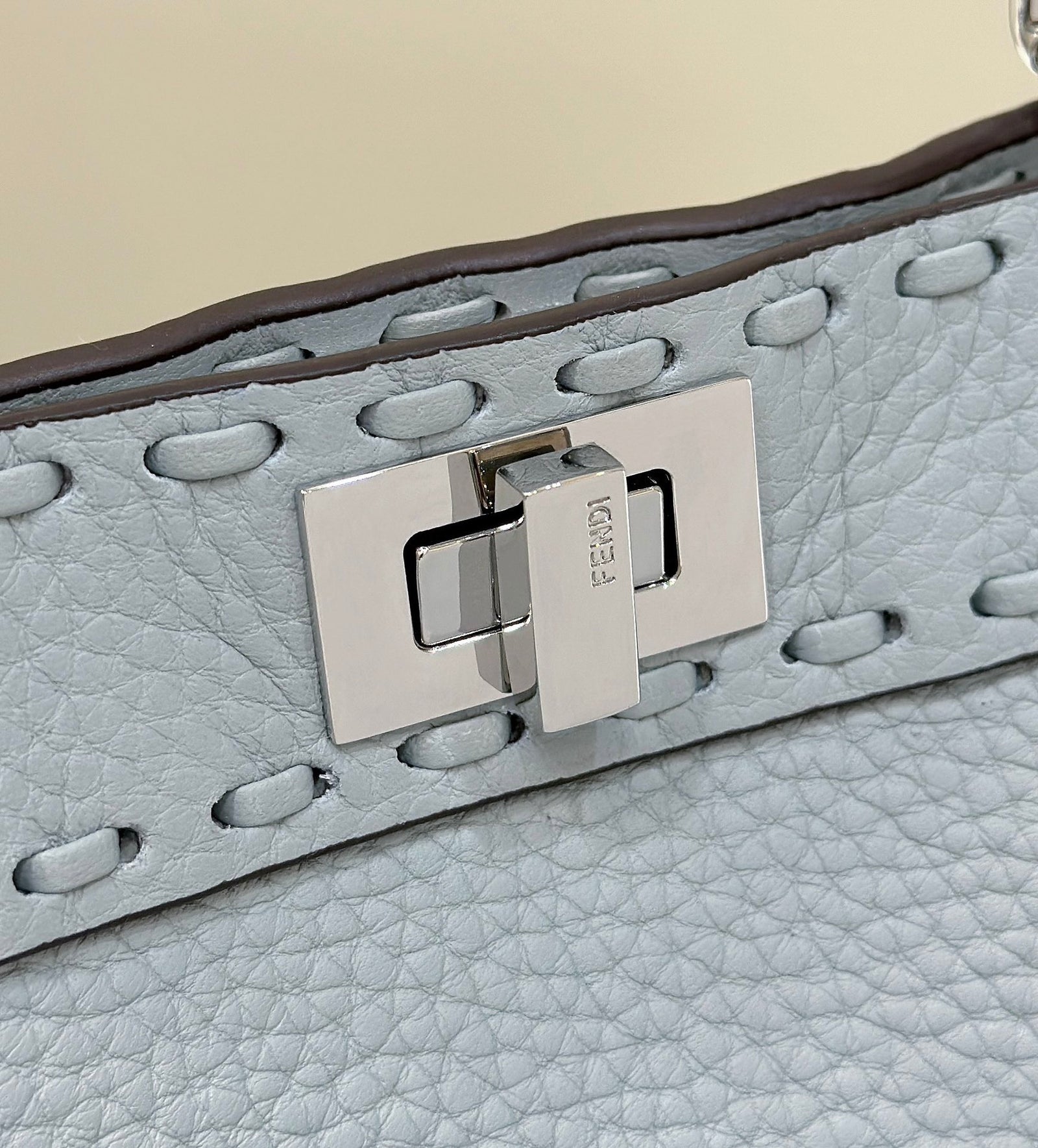 펜디 피카부 I See U 로마노 쁘띠