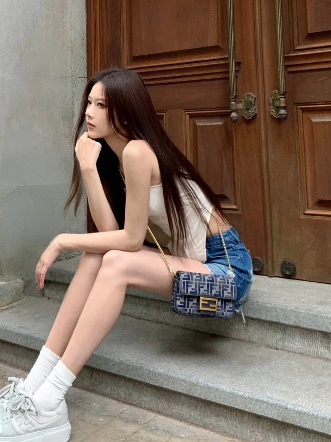 펜디 바게트 백 FF 셔닐 미니
