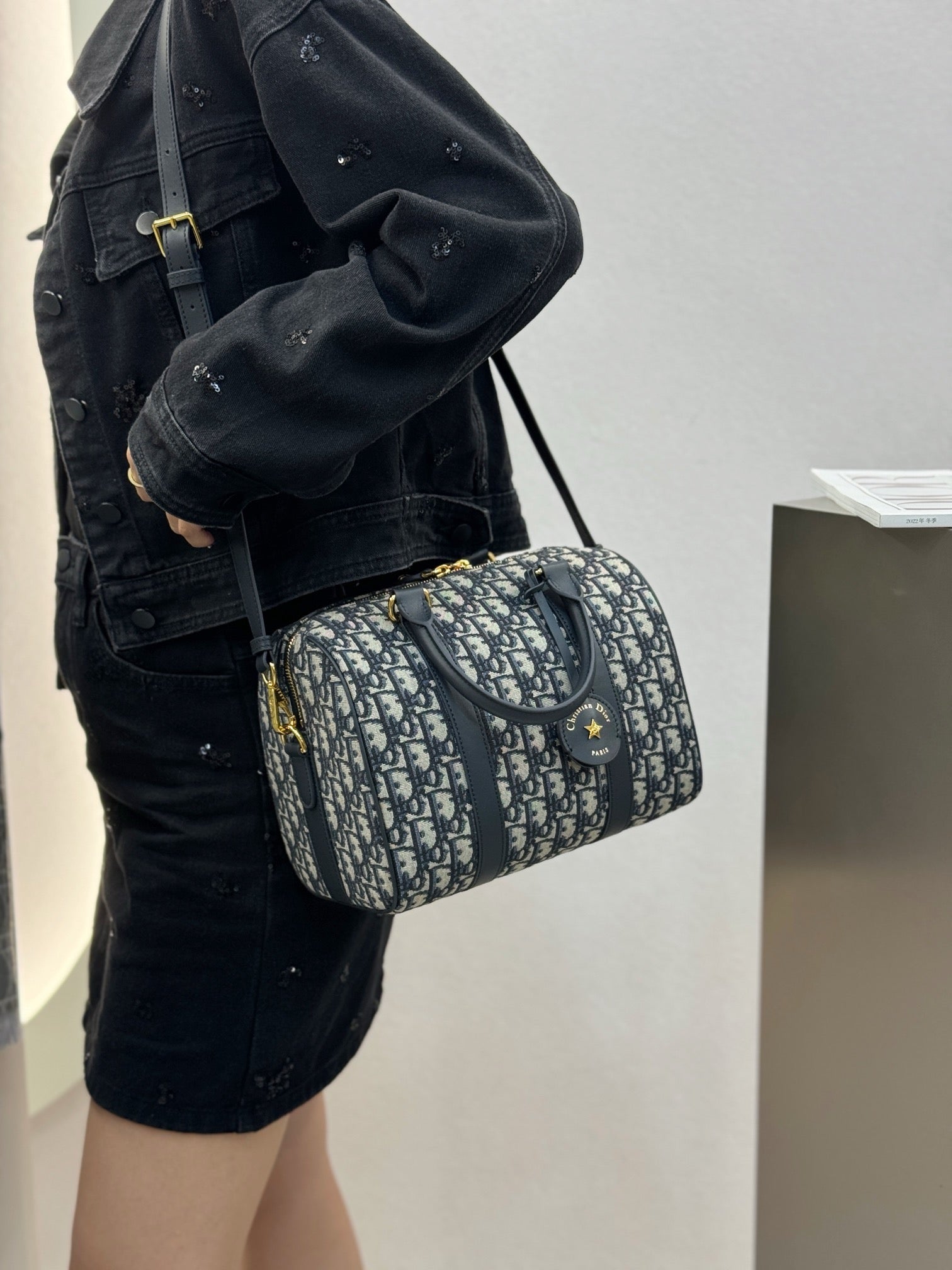 디올 그루브 25 백