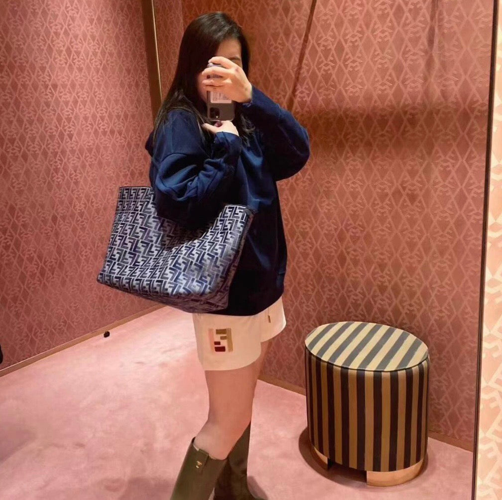 펜디 롤 FF 자카드 라지