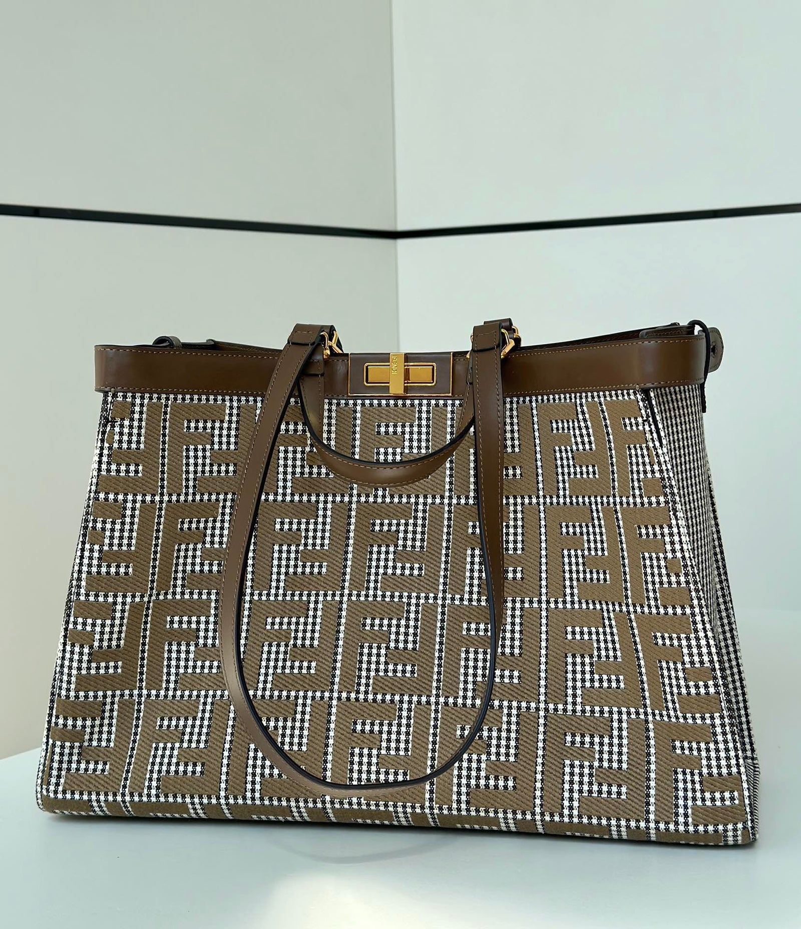 펜디 피카부 X-토트백