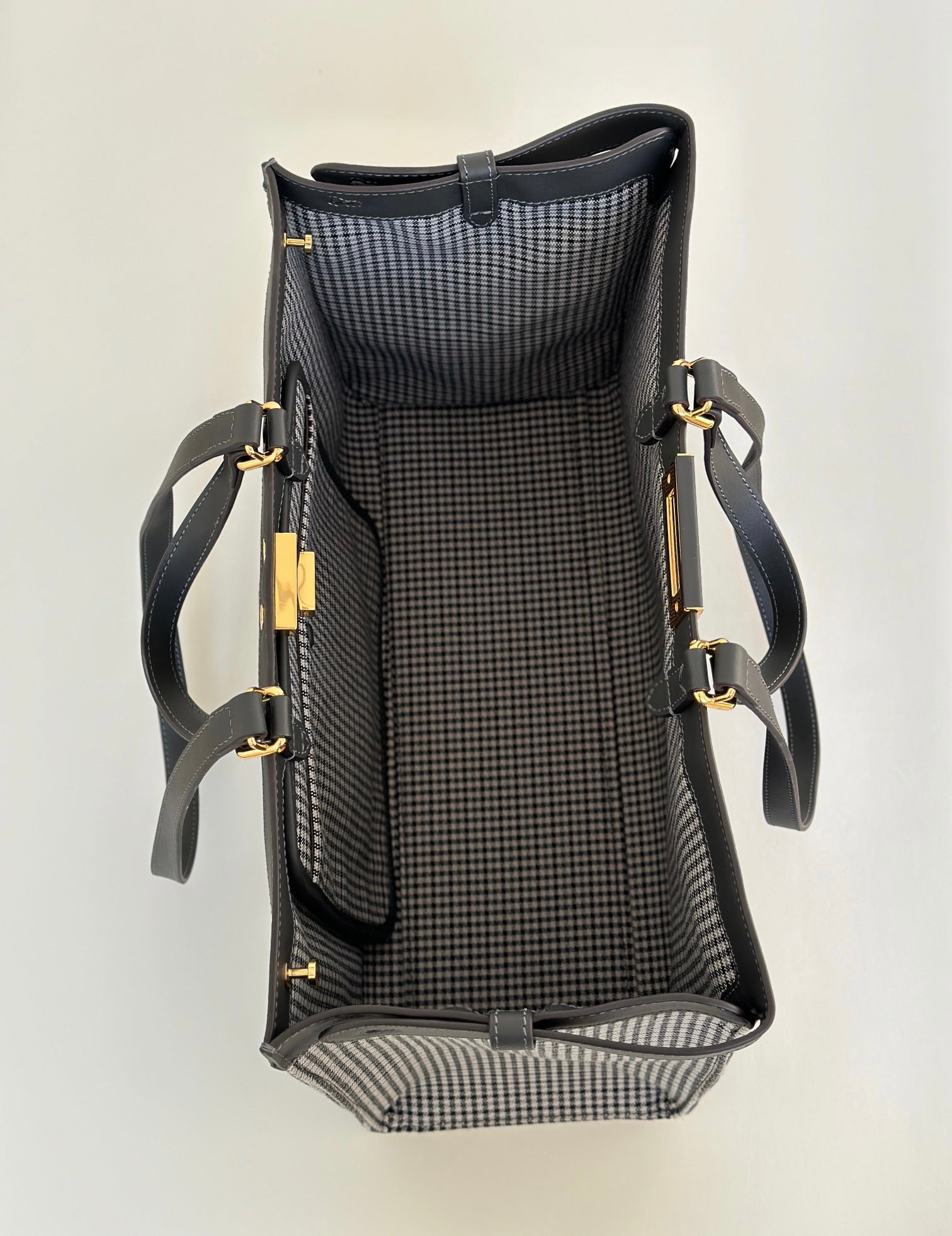 펜디 피카부 X-토트백