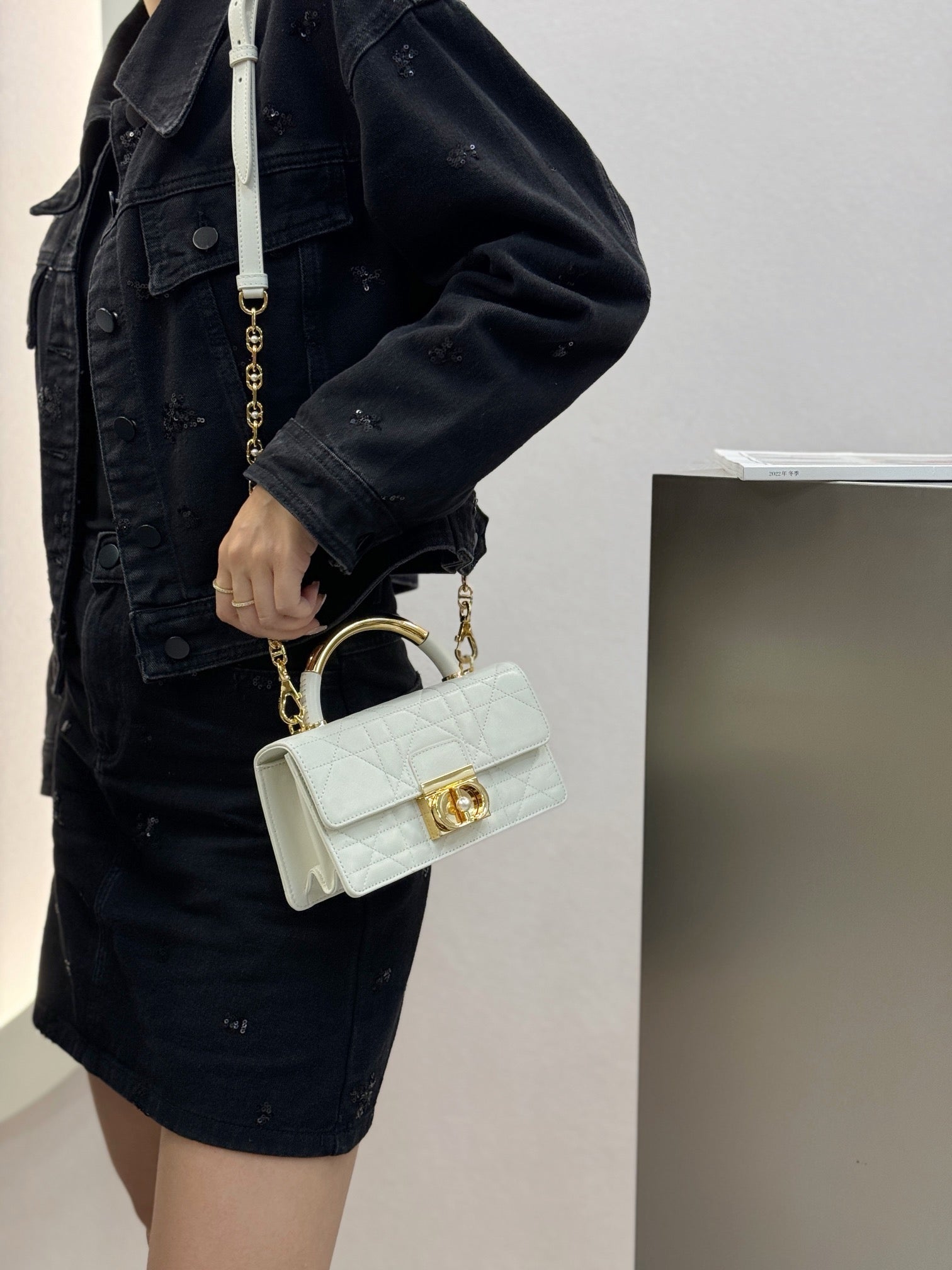 디올 매크로까나쥬 앙주백