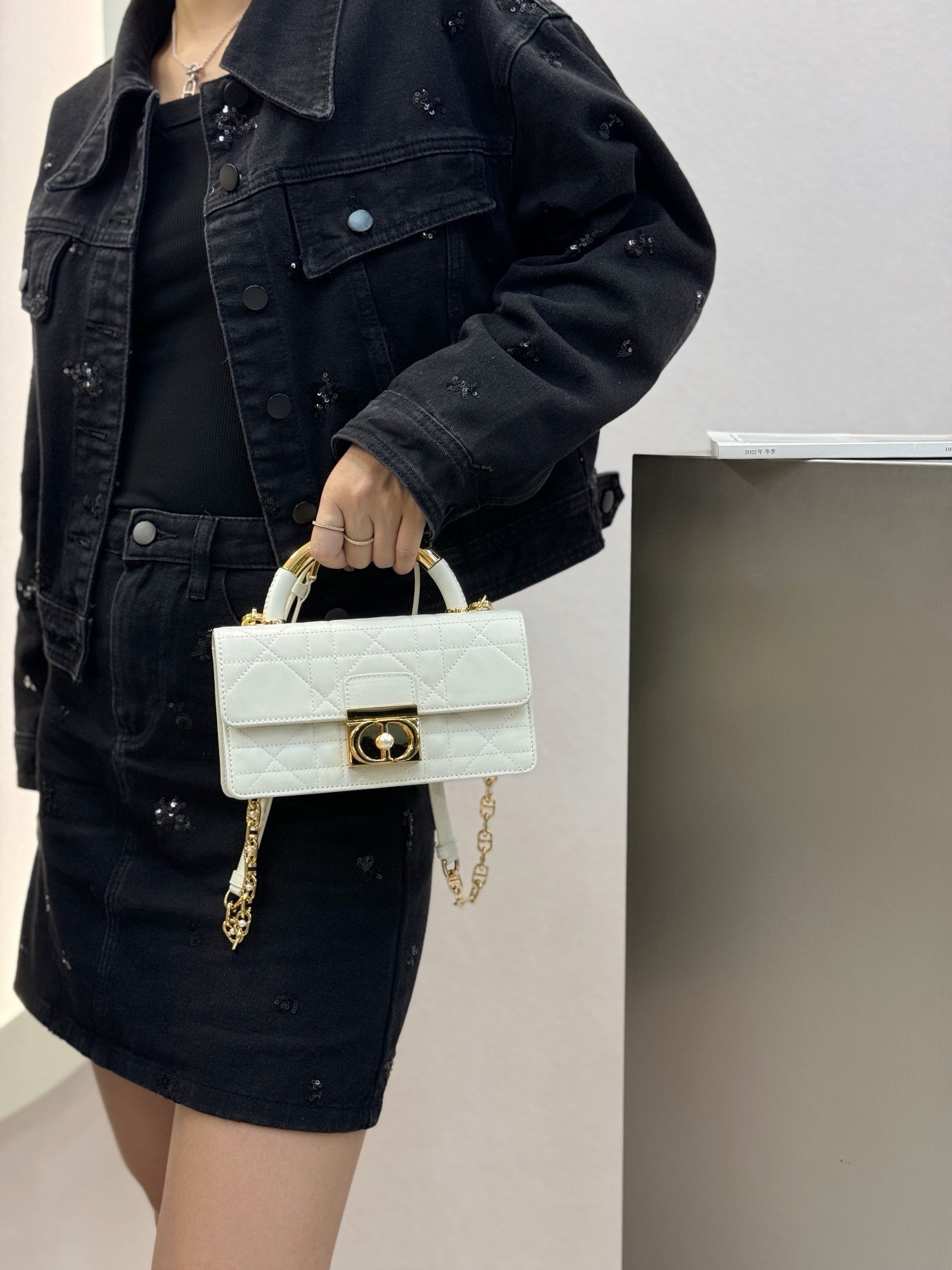 디올 매크로까나쥬 앙주백