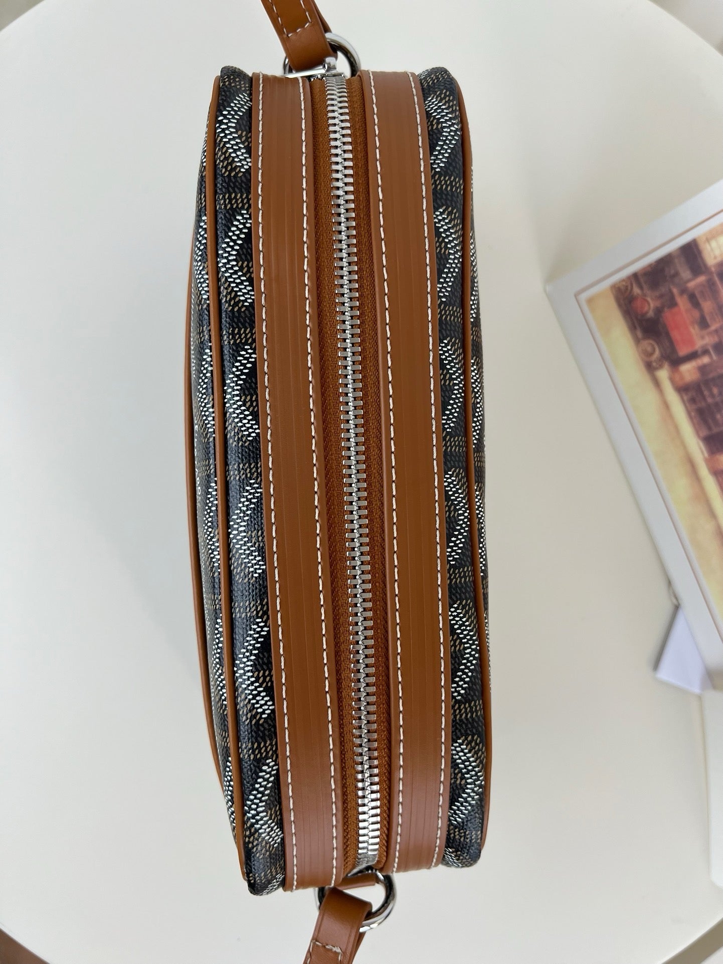 고야드 카페르 크로스백