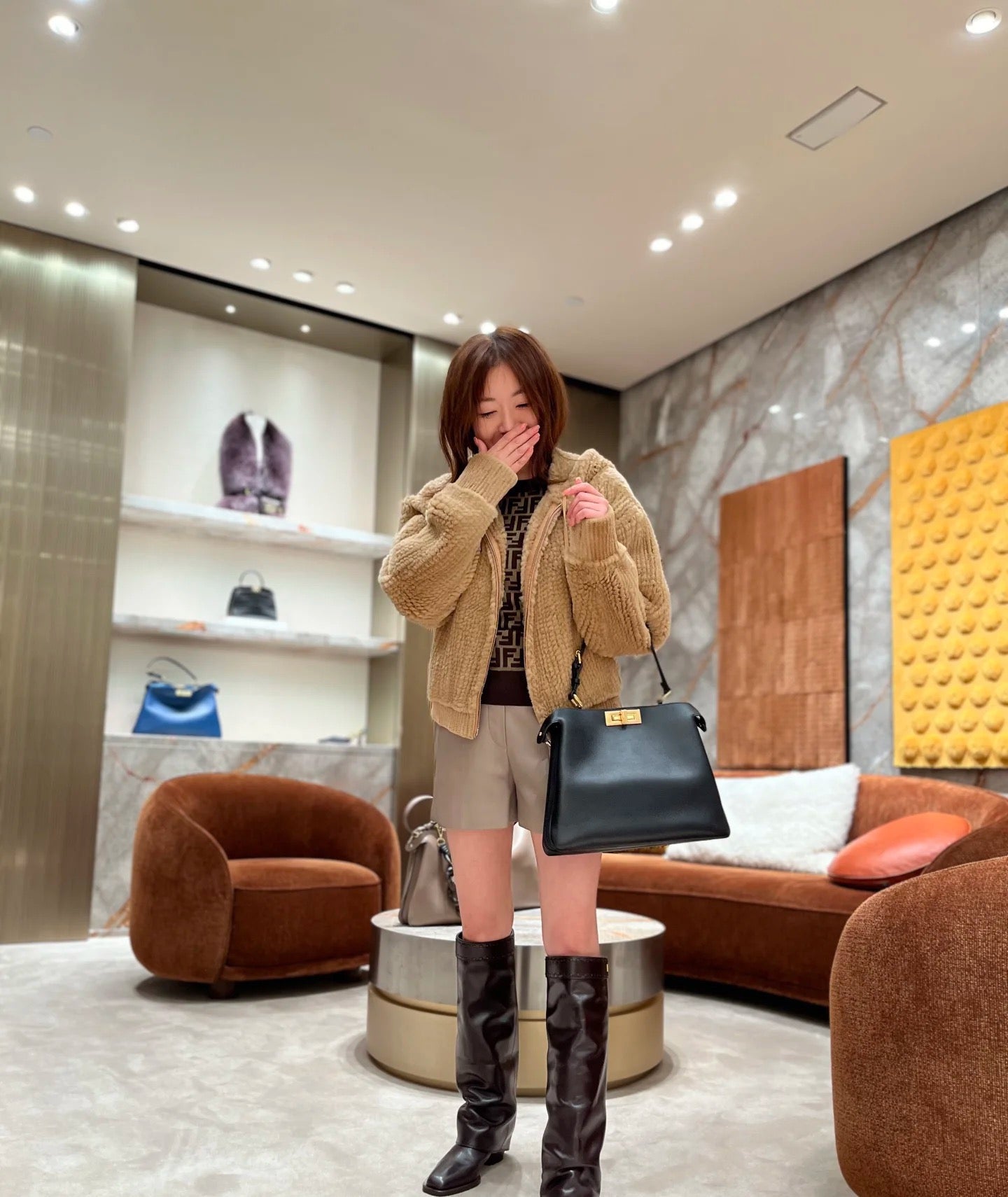 펜디 피카부 소프트 라지