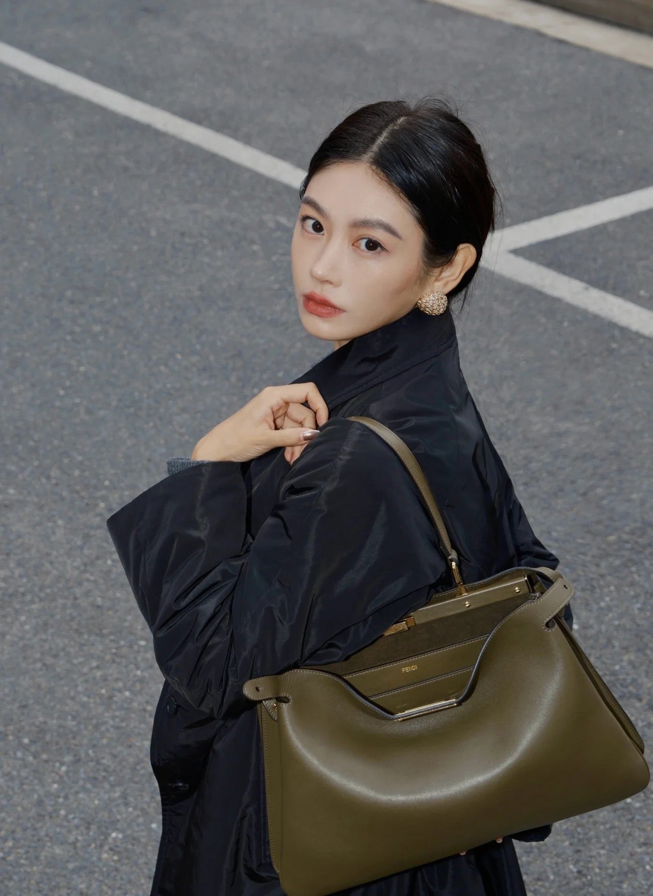 펜디 피카부 소프트 라지