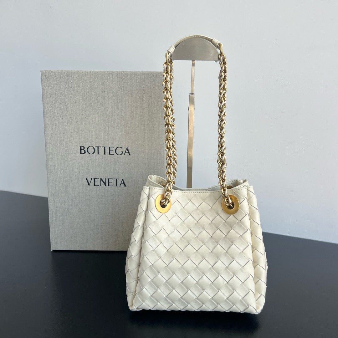 보테가 베네타 파라슈트 체인백 스몰