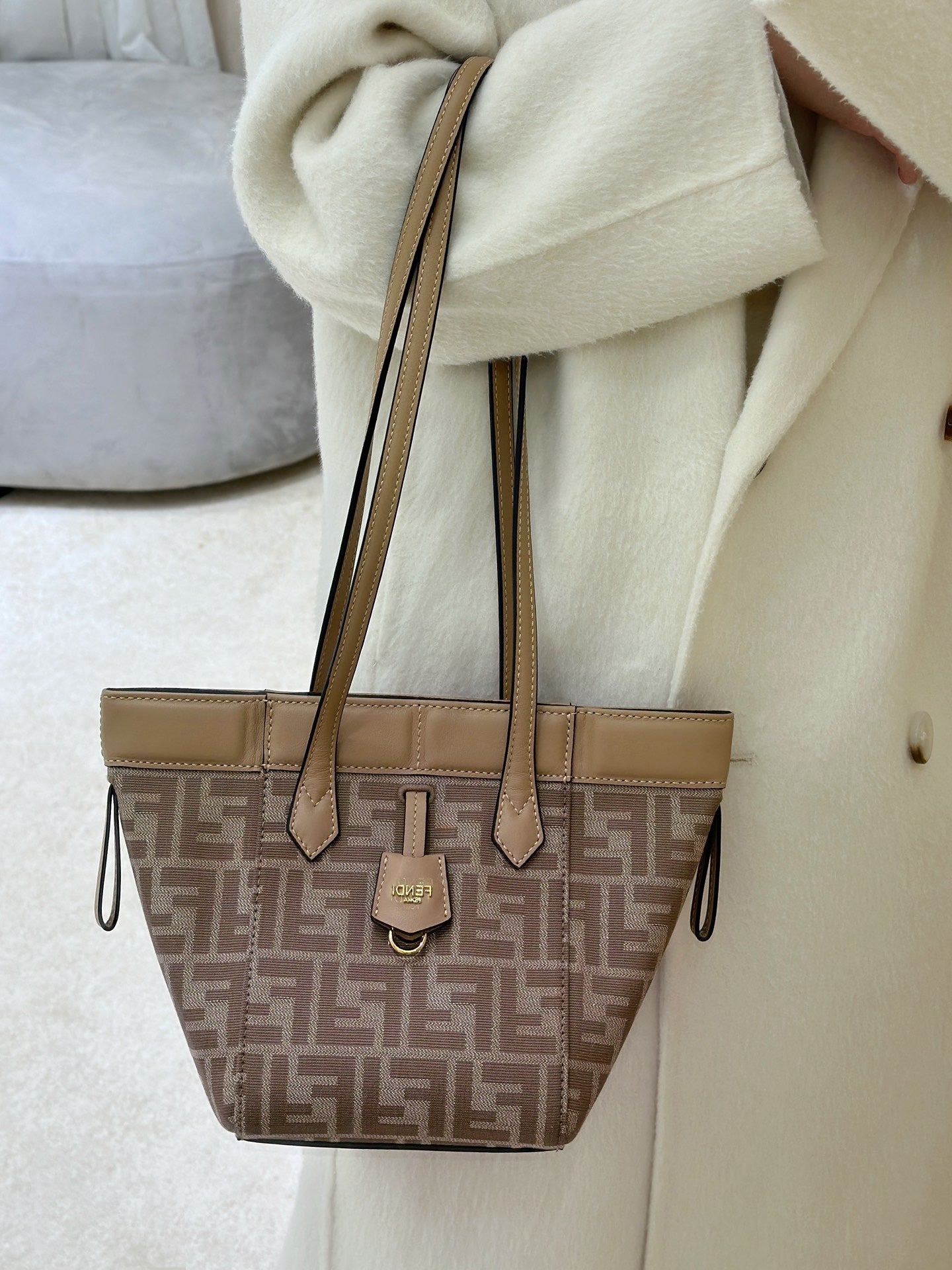 펜디 오리가미 FF 자카드 미니