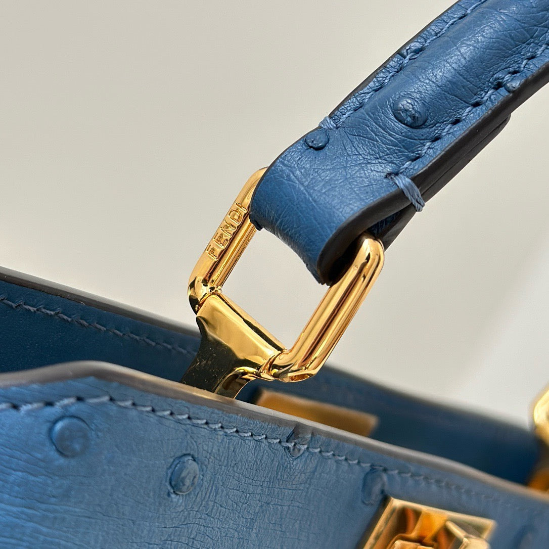 펜디 피카부 I See U 오스트리치 쁘띠