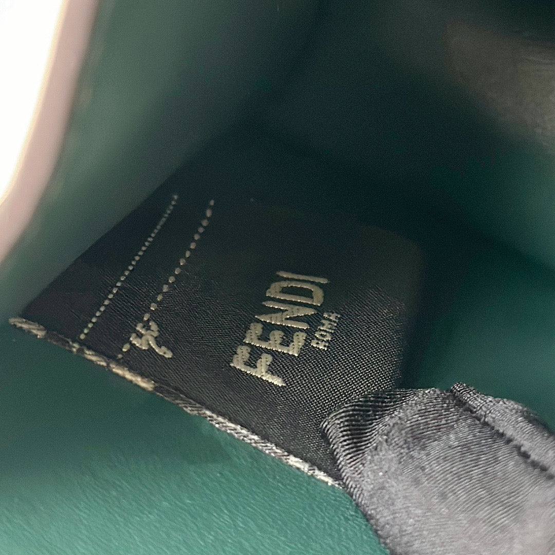 펜디 피카부 I See U 오스트리치 쁘띠