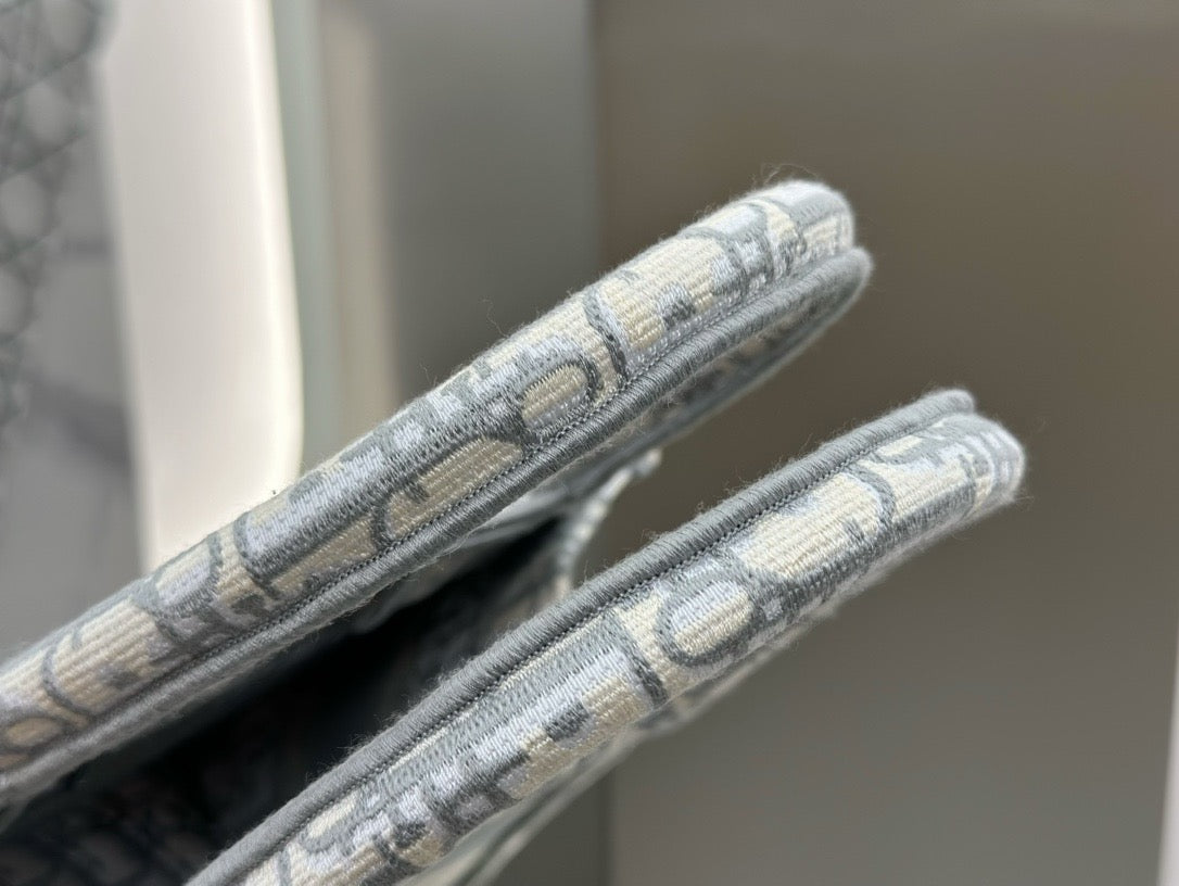 디올 오블리크 자수 북 토트백 스몰