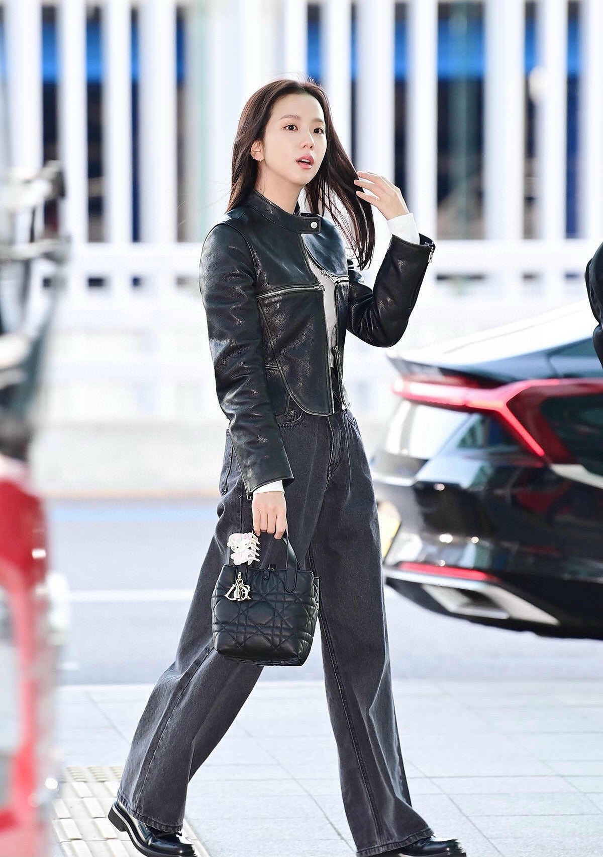 디올 버티컬 뚜주흐백 스몰,미디움