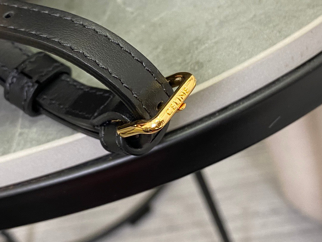 셀린느 퀴르 트리옹프 드로우스트링 카바스백 스몰