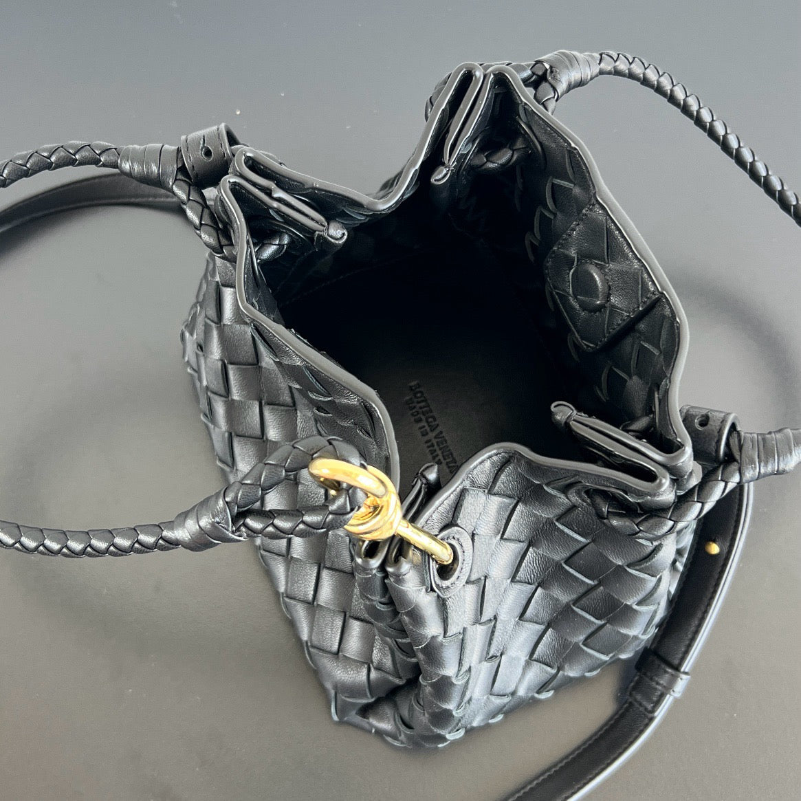 보테가 베네타 파라슈트 숄더백 스몰