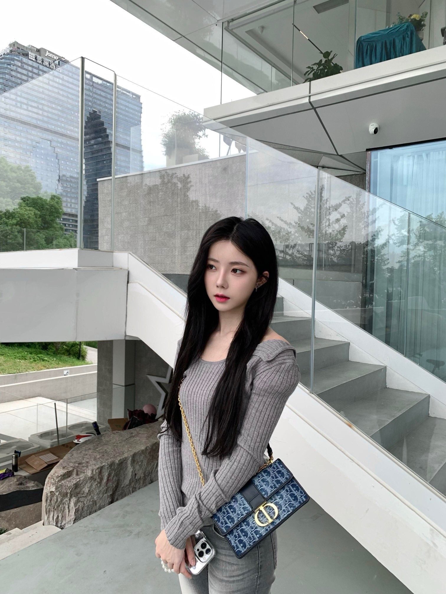 디올 데님 자카드 30몽테인 이스트웨스트 체인백