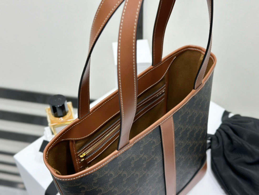 셀린느 트리옹프 카바스백 스몰