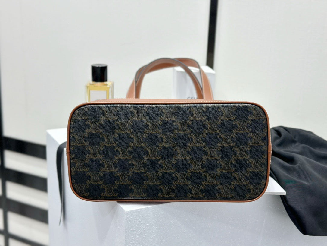 셀린느 트리옹프 카바스백 스몰