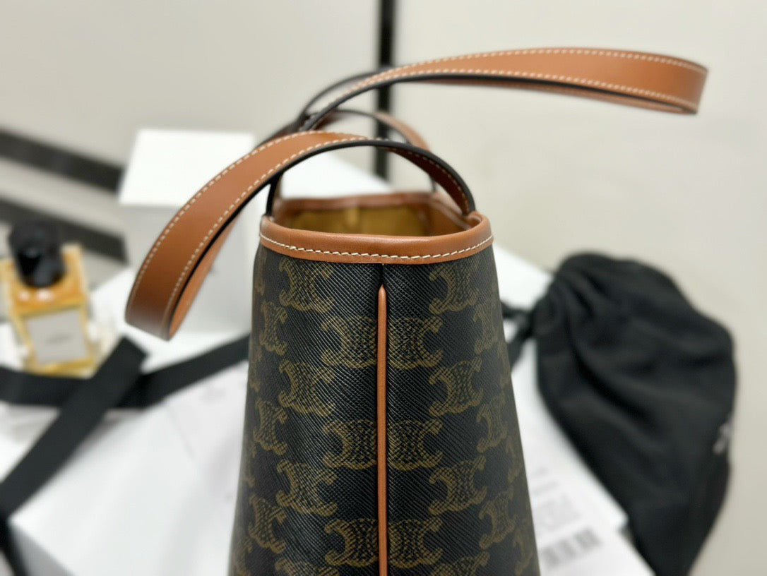 셀린느 트리옹프 카바스백 스몰